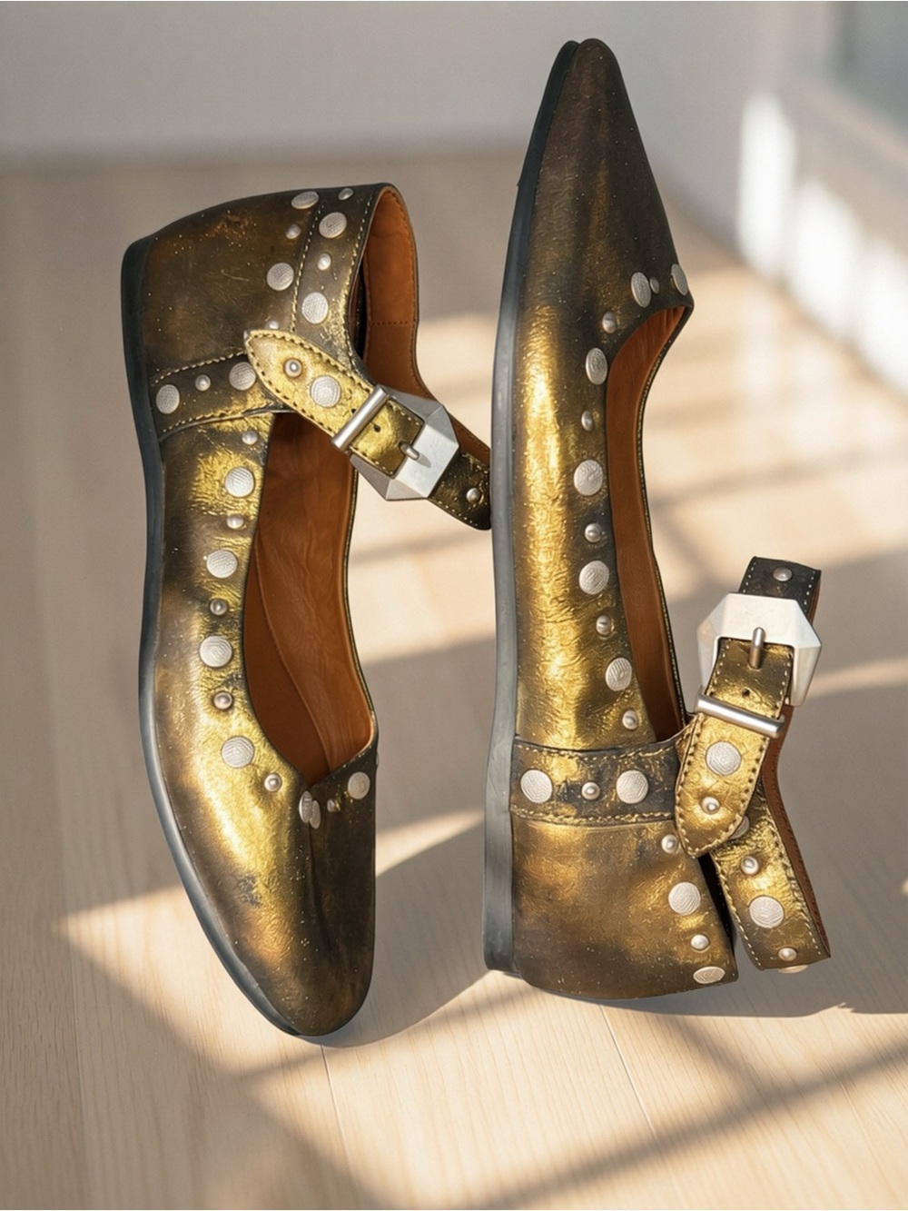 NWOT Free People Metallic Gold Studded Pointed Flats